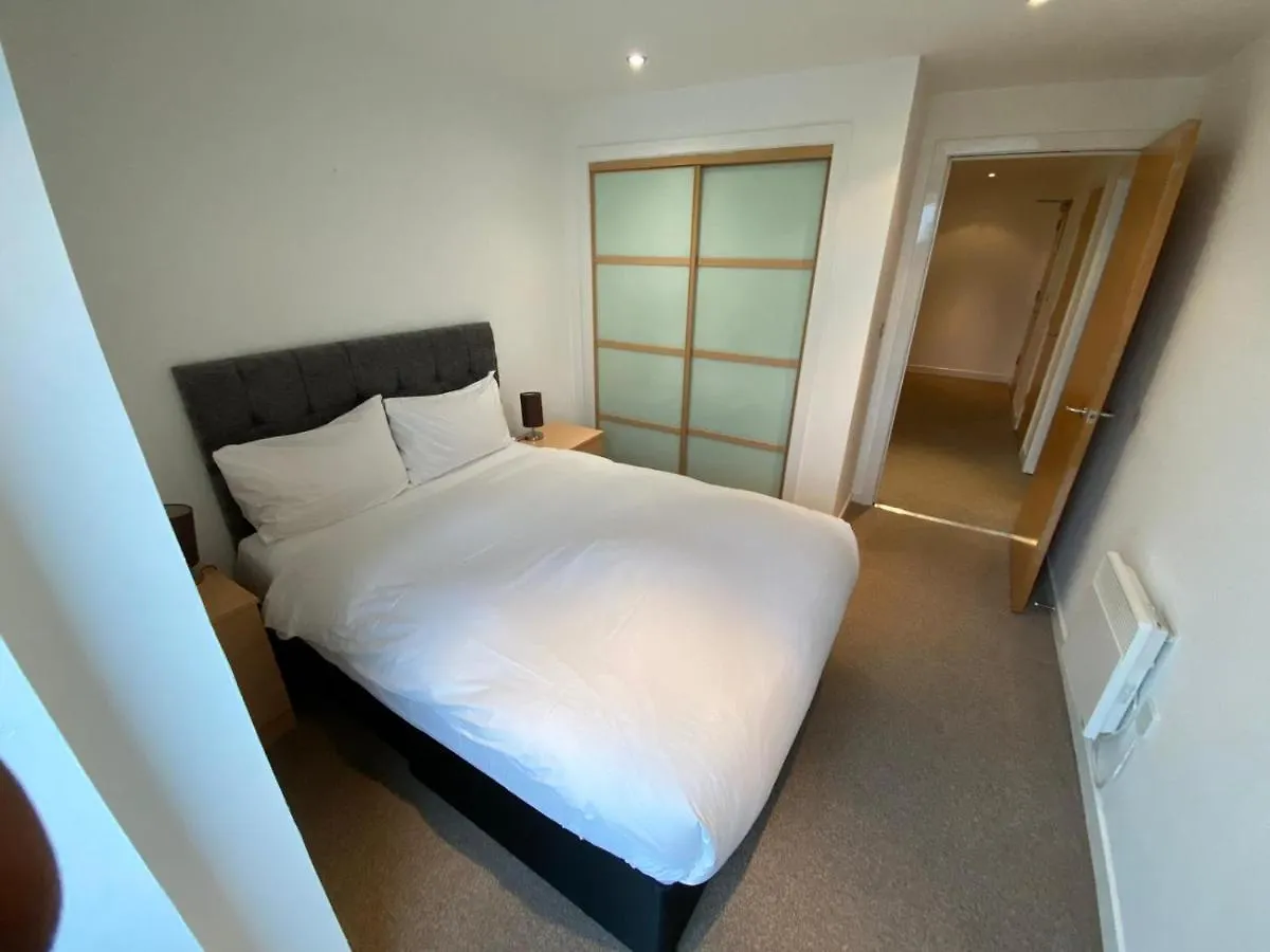 Grand Harbour Apartments Edinburgh 0*,
