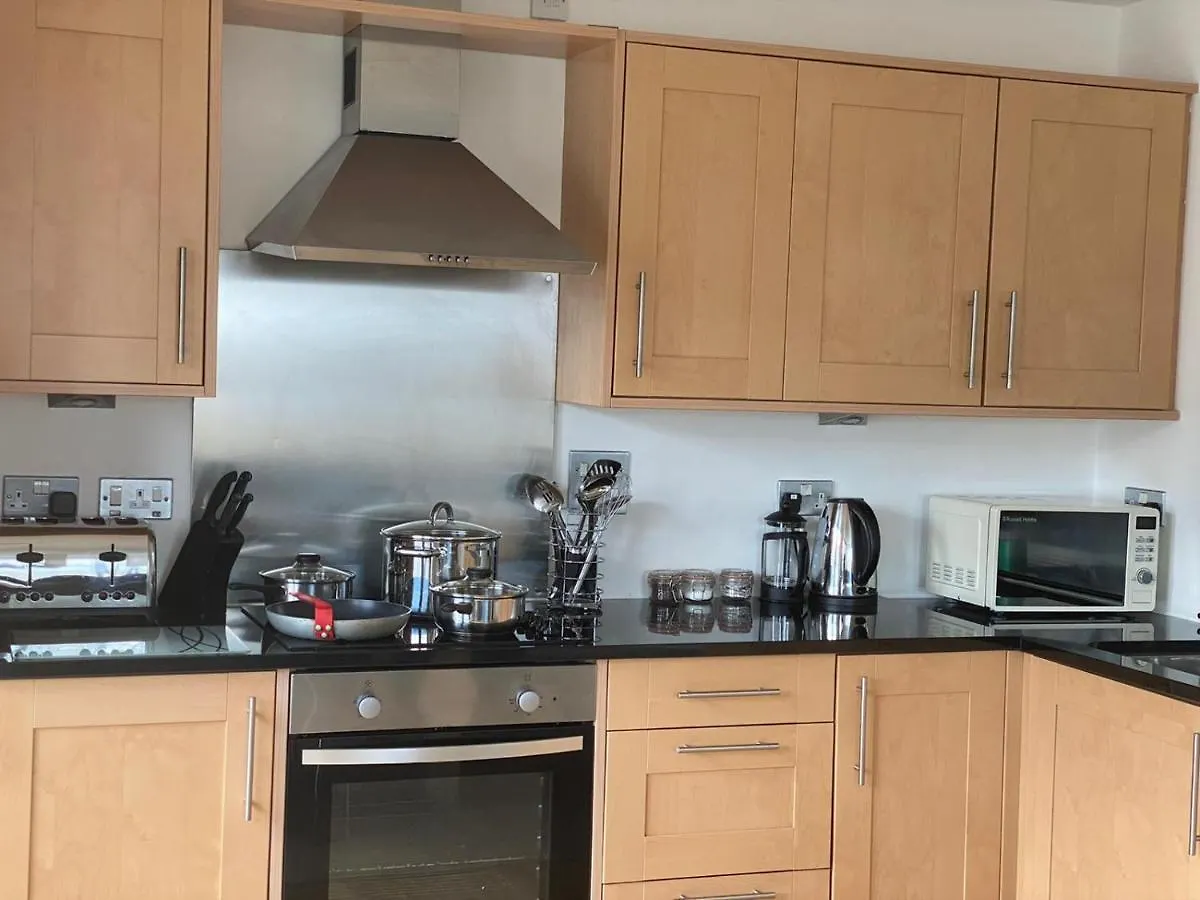 Grand Harbour Apartments Edinburgh