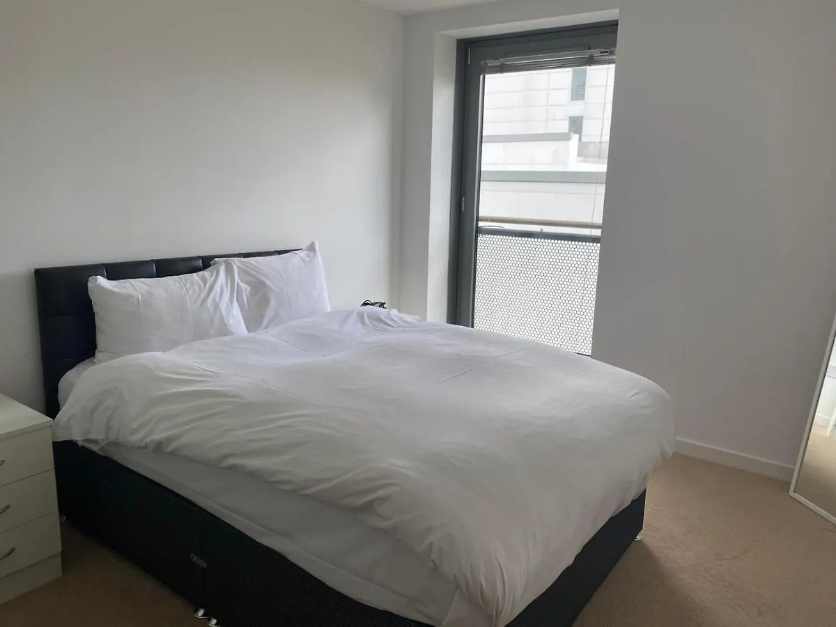 Grand Harbour Apartments Edinburgh