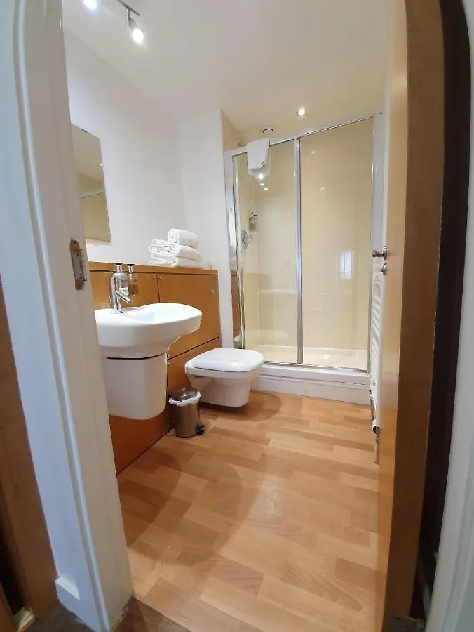 Grand Harbour Apartments Edinburgh